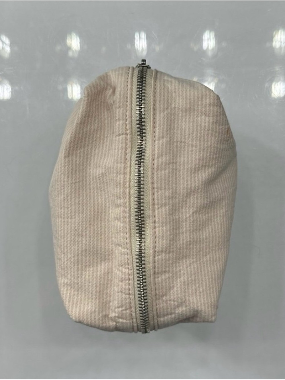 Brandy Melville Cosmetic Makeup Bag (Ready To Ship)